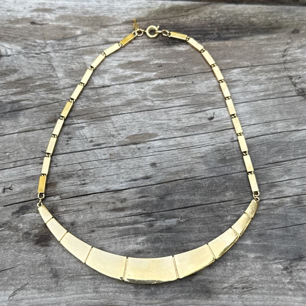 Vintage Trifari Gold Tone Leaf Chain Choker Statement Necklace